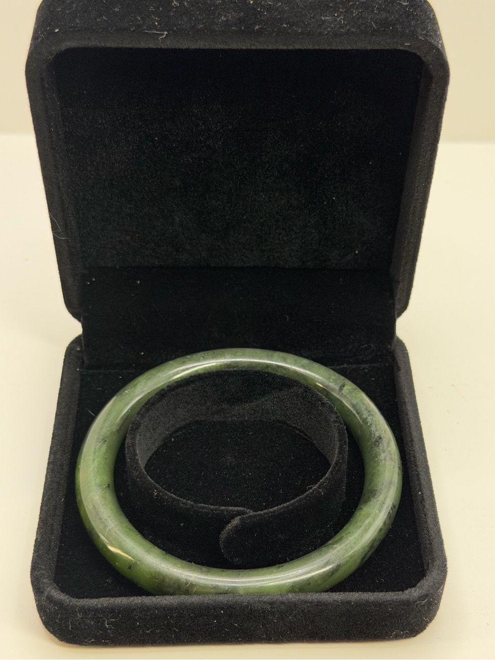 Vtg Nephrite Jade Bangle Bracelet